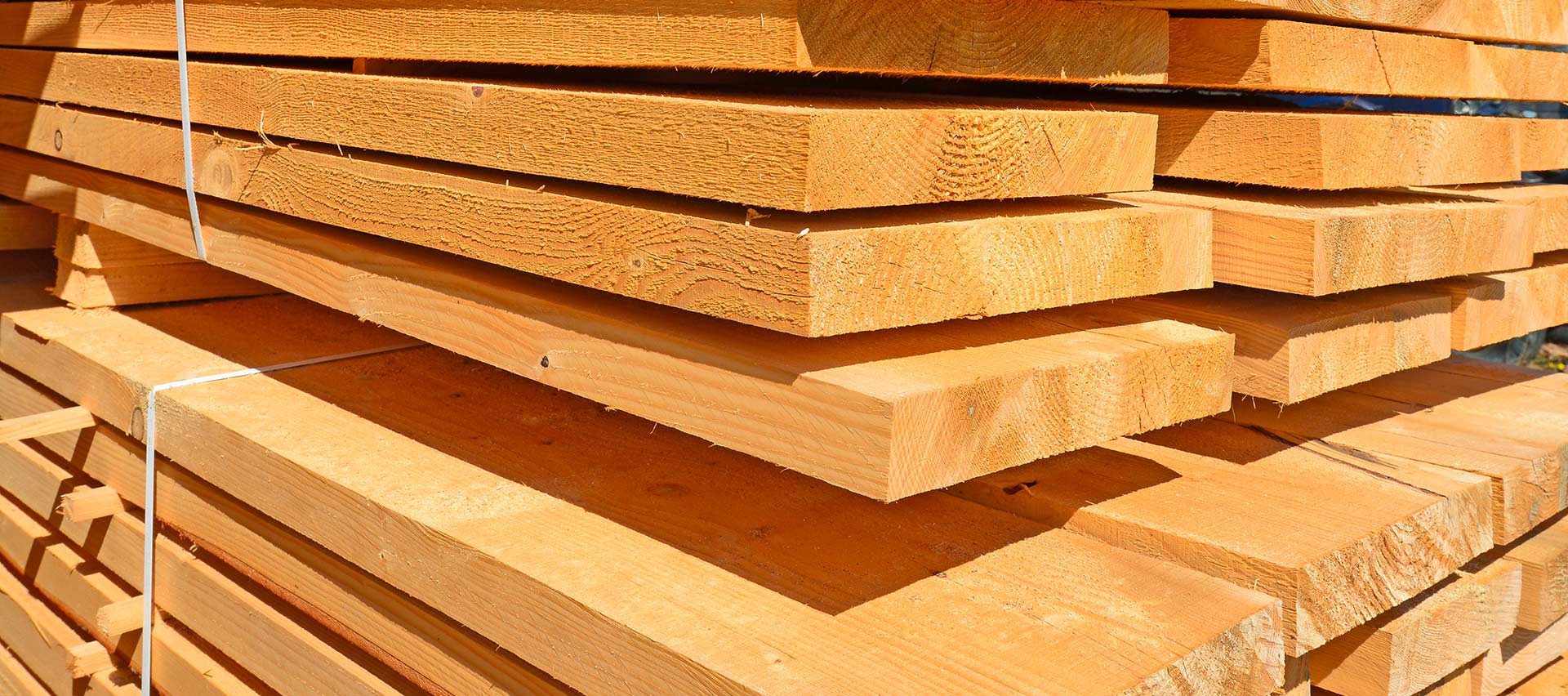 Bretter zum Bauen von Holz-Hauff in Leingarten