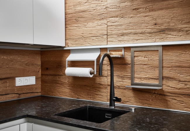 Wandverkleidung in der Küche: Reliefplatten von VD Holz in Form | Holz-Hauff in Leingarten
