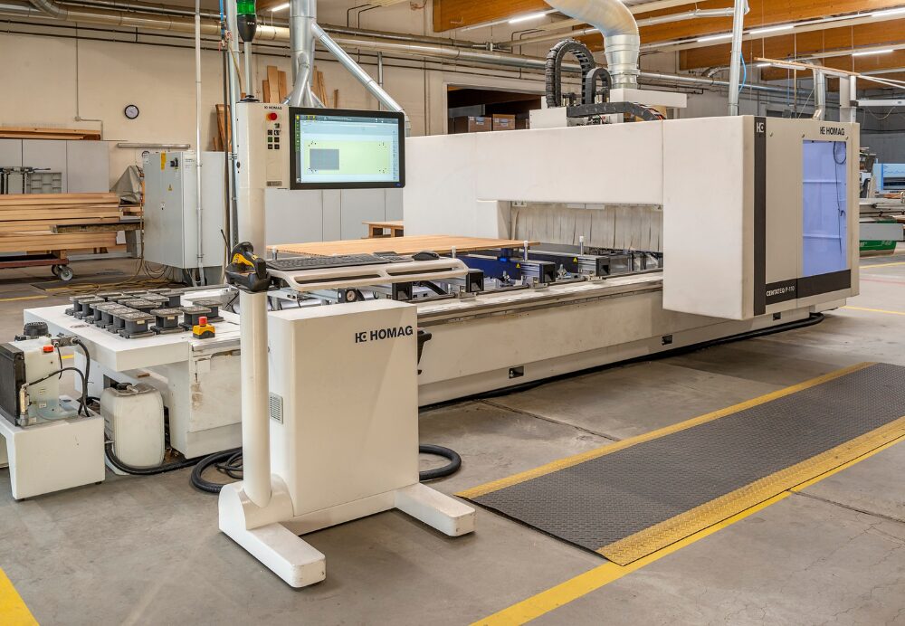 CNC-Bearbeitungszentrum | bei Holz-Hauff GmbH in Leingarten